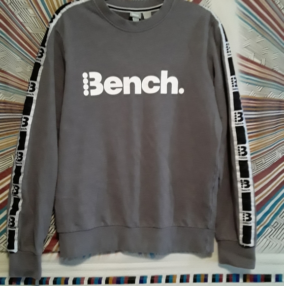 Bench Men's/Unisex Medium Grey Black and White Crewneck Sweater - Picture 4 of 16